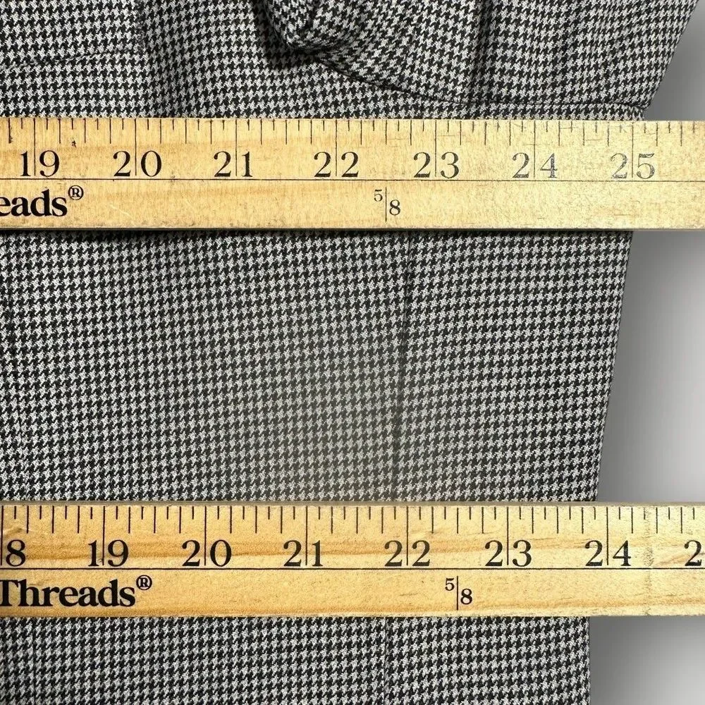 JOS A BANK Mens Blazer Sport Coat 48XL Two Button Jacket Houndstooth Gray Wool